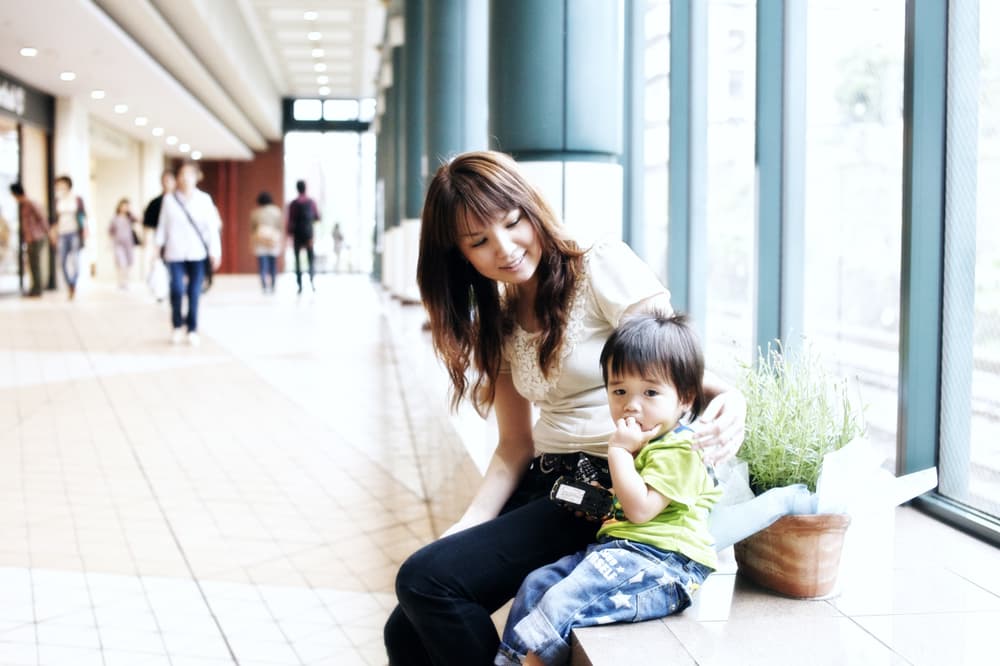 お母さんと子供の写真